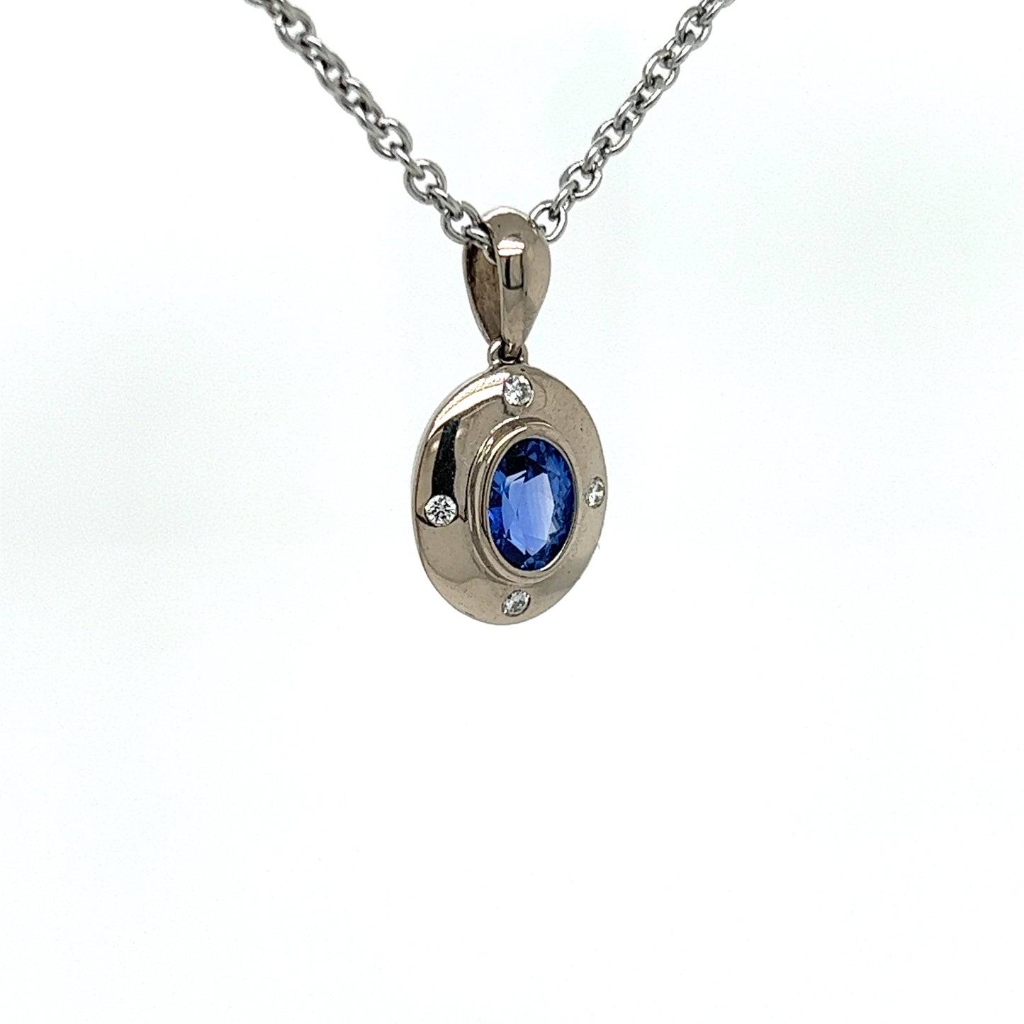Pageant Pendant