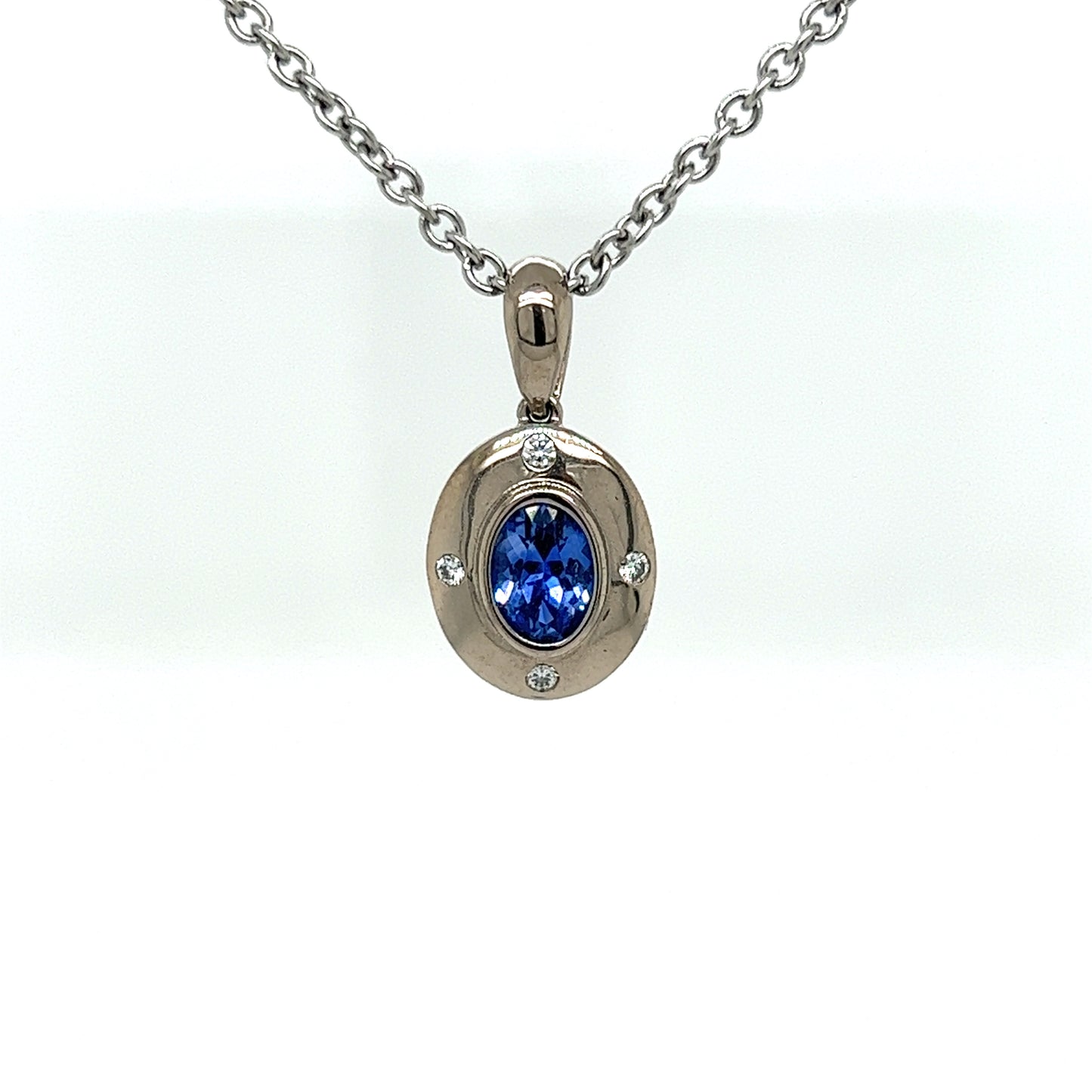 Pageant Pendant